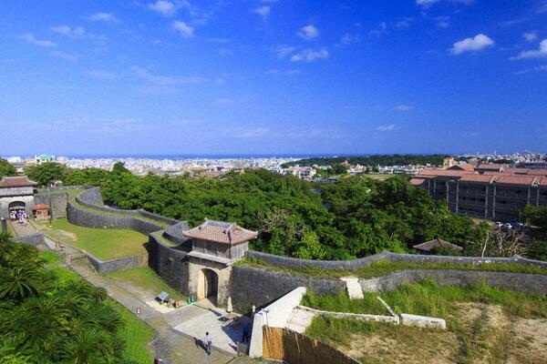 広福門からの全景 