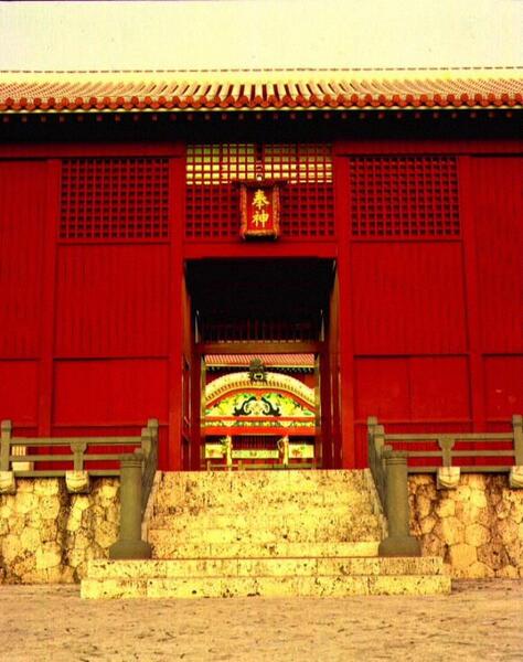 奉神門｜正面