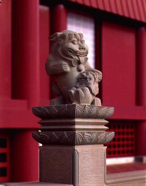 正殿｜高欄の獅子