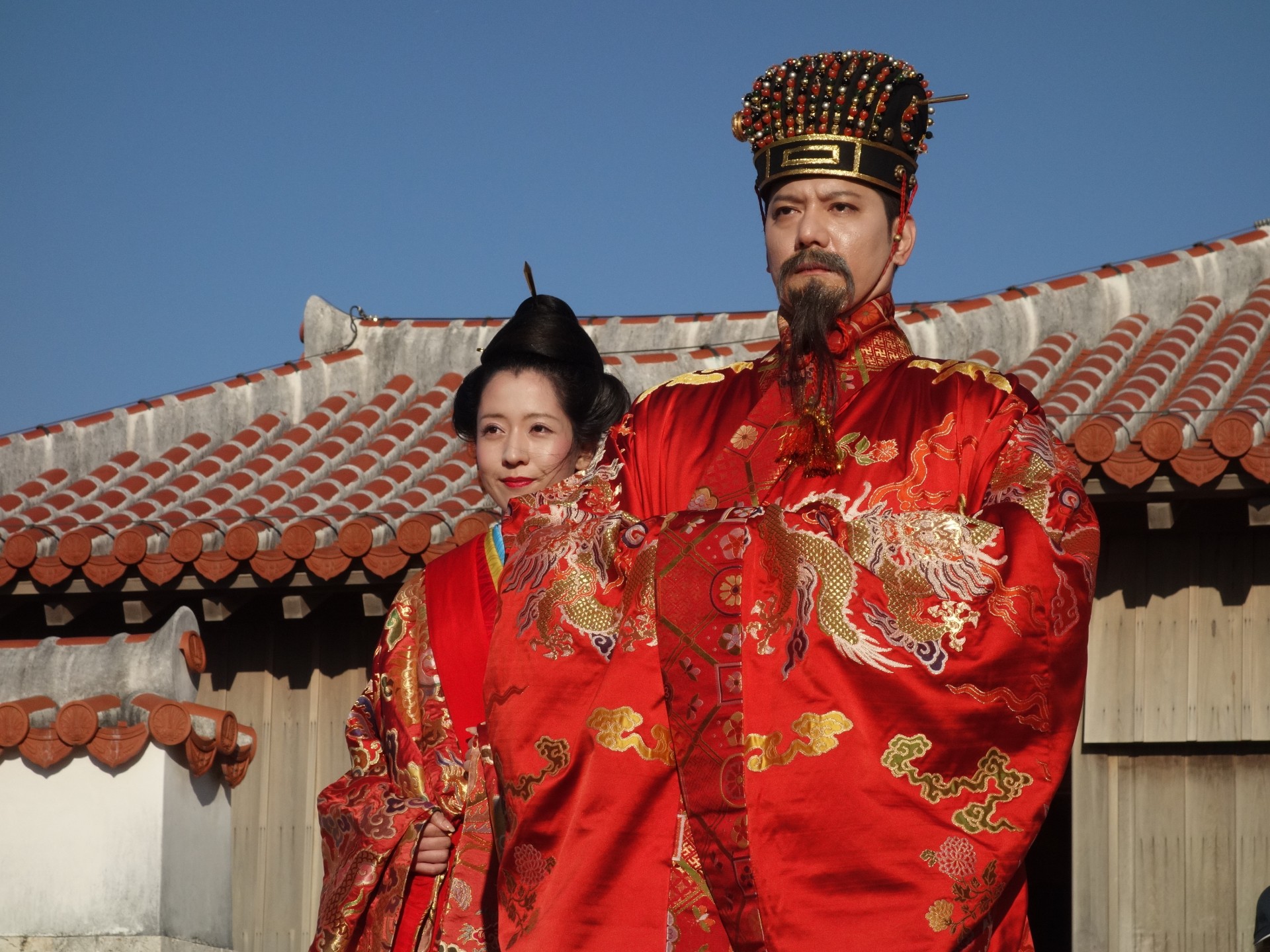 国王・王妃出御